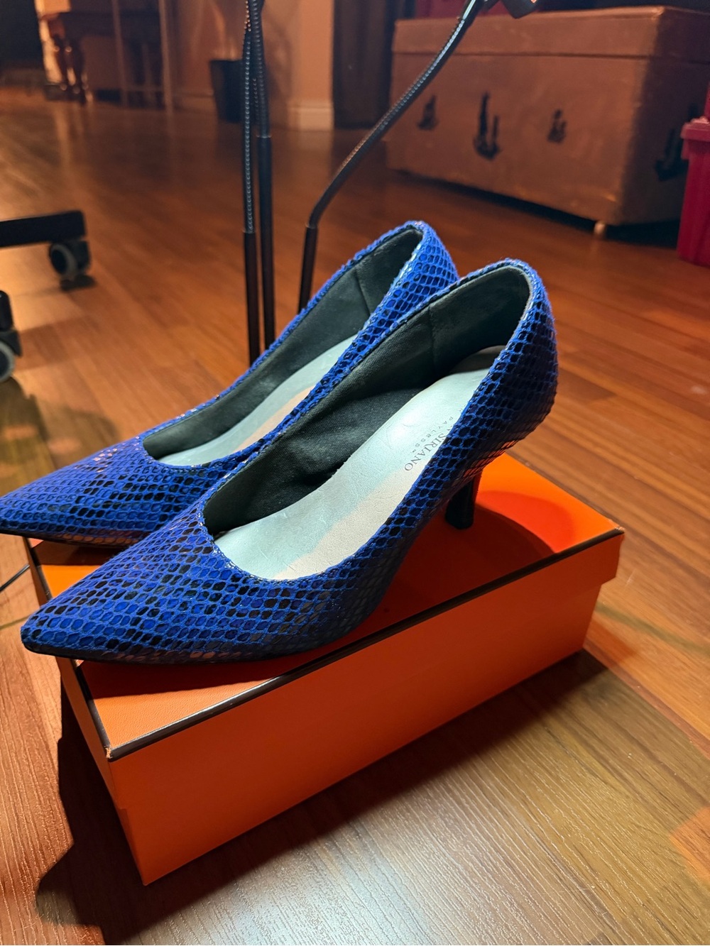 Christian Siriano Electric Blue Snake-Texture Pointed Pumps
